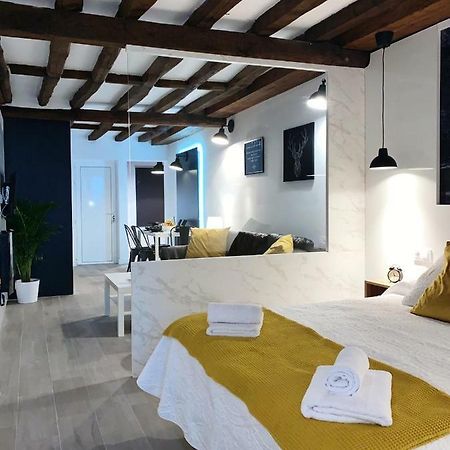 Ferienwohnung Vut- La Deliciosa Sotillo de la Adrada Exterior foto